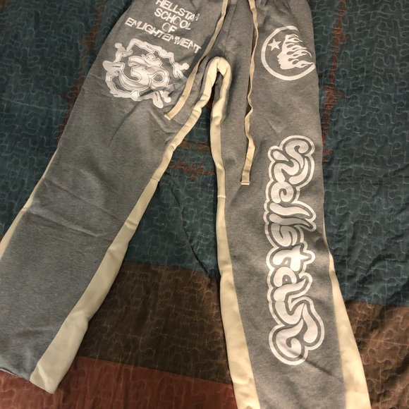 Hellstar Grey Signature Flare Sweatpants - Picture 3 of 5